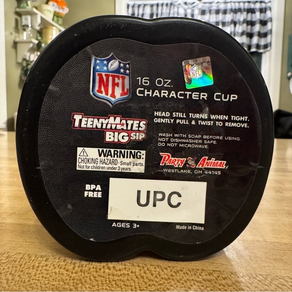 TM NFL Green Bay Packers Big Sip 3D H2O Quarterback Bottle 16 oz 5"x10" - Picture 5 of 7